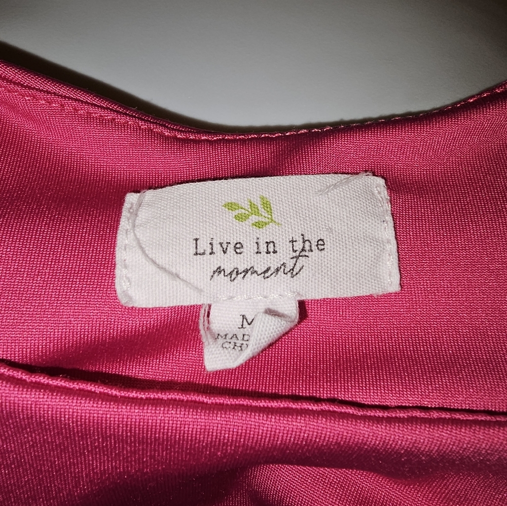 Fit and flattering Barbie hot pink cut-out bodysuit - Picture 2 of 3